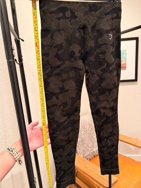 Gymshark Black & Olive Camo Leggings